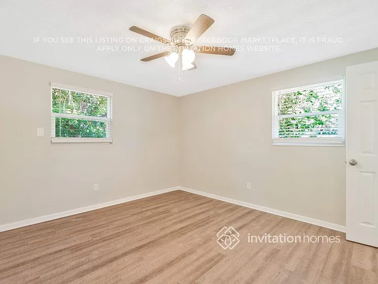 4238 Sabine Dr — Photo 17