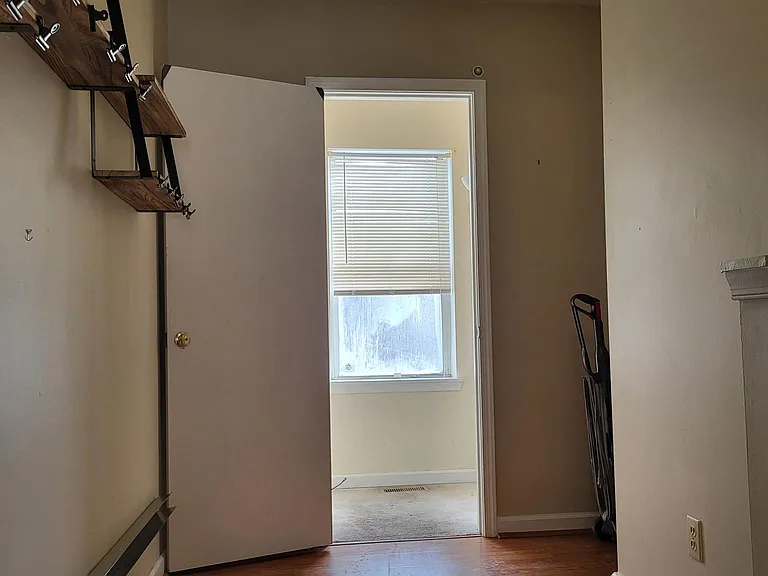 27 N Eden St — Photo 19