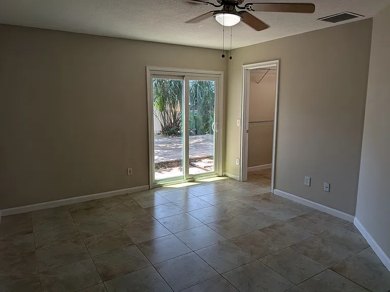 Downstairs 3rd bedroom