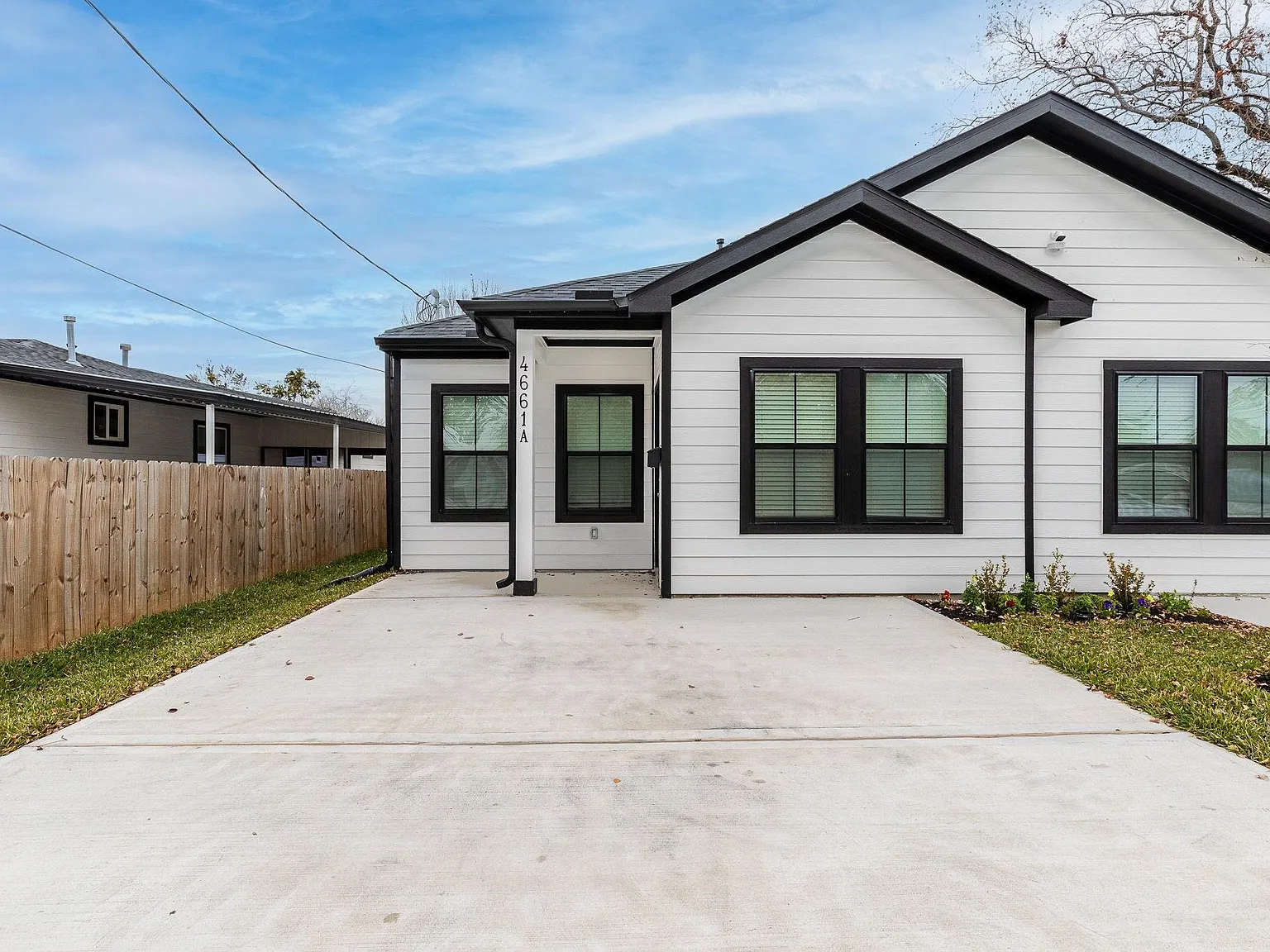 3 bed, 2.0 bath, 1150 sqft, $1,850 — Photo 1