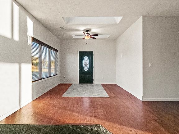4th image of 2539A Ridgeway Loop