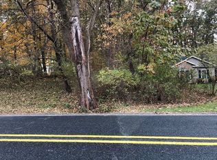 1090 Vineland Rd, Saint Joseph, MI 49085