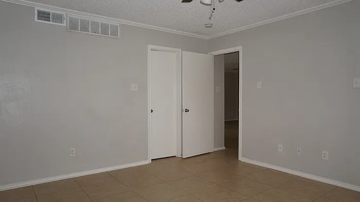 2728 Copper Creek Dr #107 — Photo 8