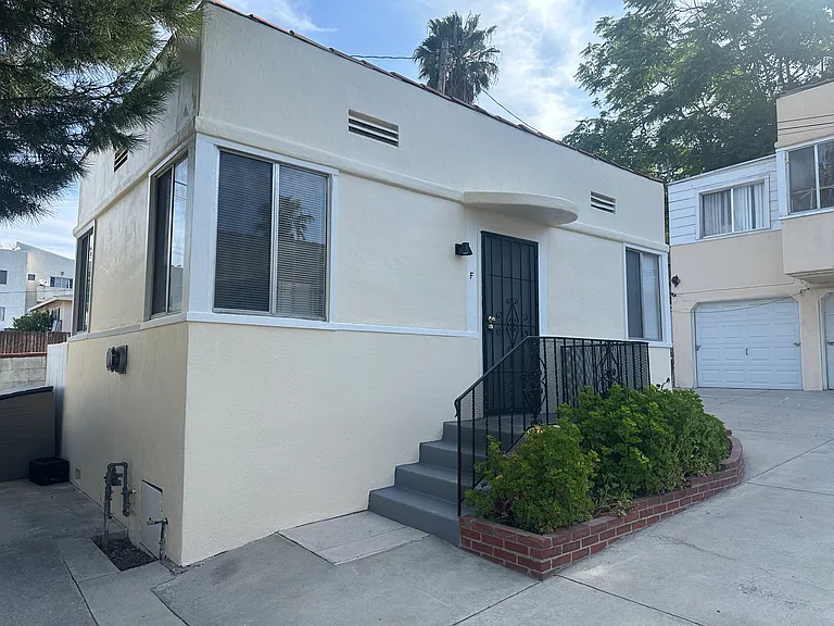 10254 Tujunga Canyon Blvd #F — Photo 7