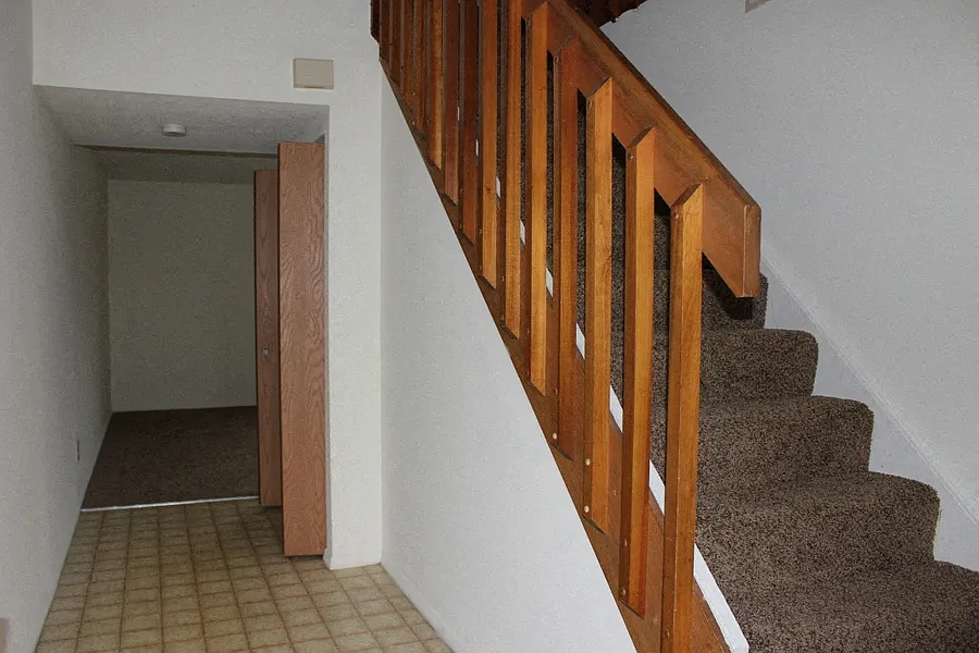 6532 Rolling Glen Drive — Photo 2