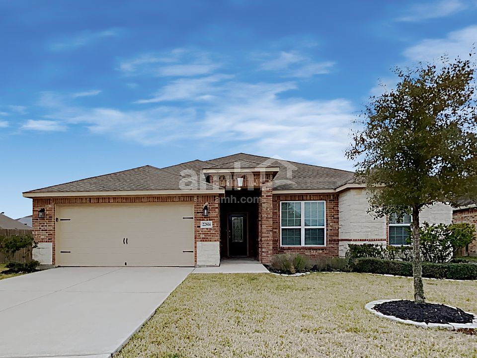 1st image of 22814 Sylvanus Dr