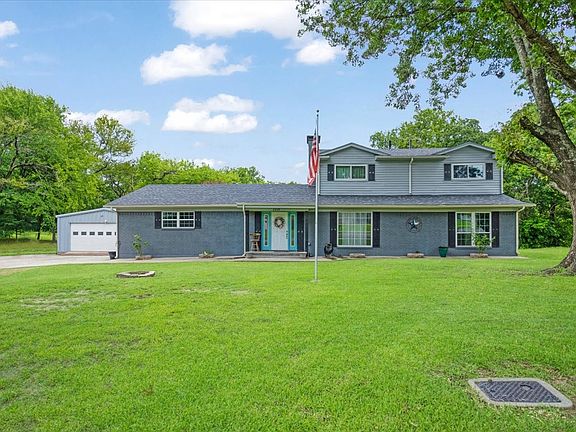 4th image of 2209 Ridgewood Dr