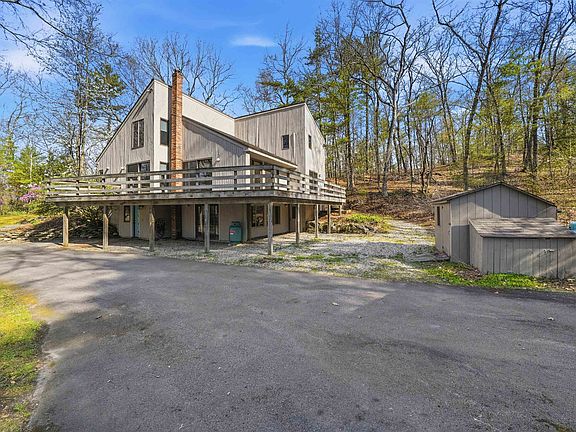 4th image of 88 Meetinghouse Road
