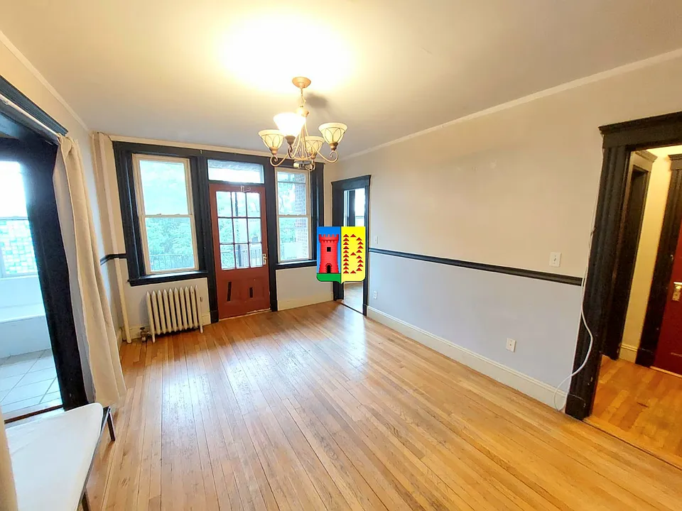 28 Quint Ave #35B