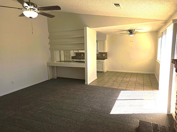 3rd image of 4951 E Fillmore Ave