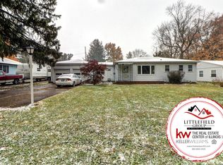 706 Ventura Rd, Champaign, IL 61820