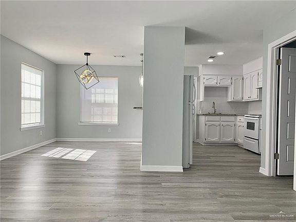2nd image of 1805 Jason Ave APT 8