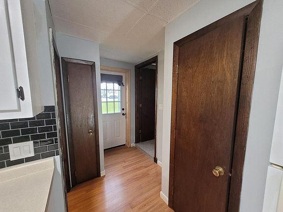 Moving to the rear of the Apartment towards the bathroom and bed room.