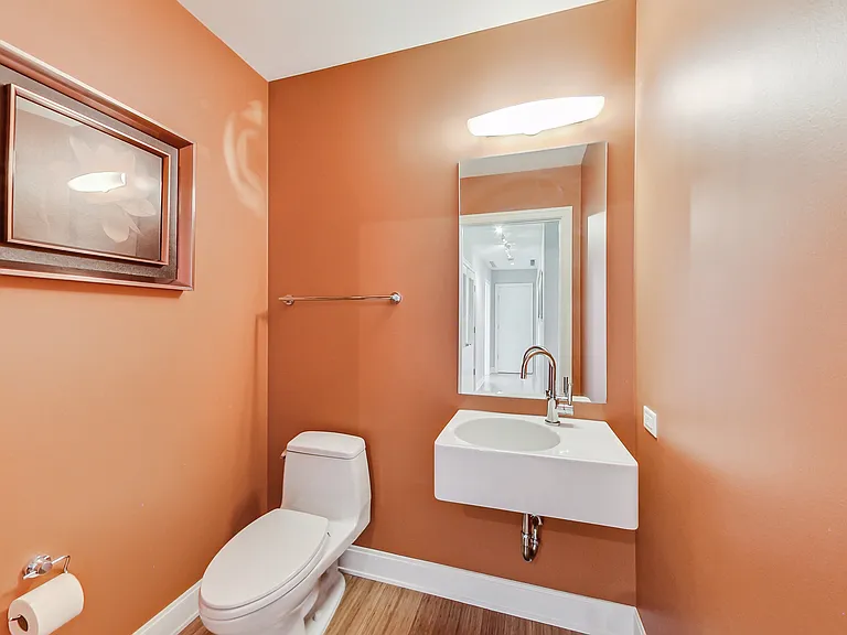 340 E Randolph St #4901 — Photo 14