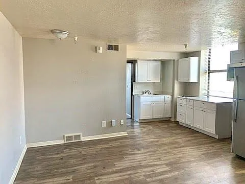 The Bigelow Apartments — Photo 40