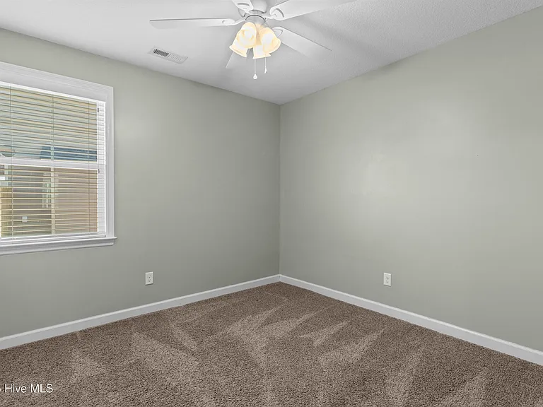 706 Ashley Meadow Ln — Photo 17