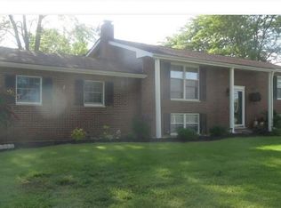 103 Clarence Dr, Red Bud, IL 62278