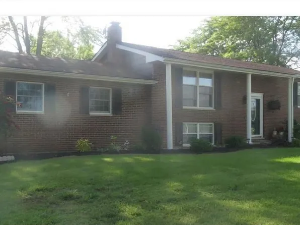 103 Clarence Dr, Red Bud, IL 62278