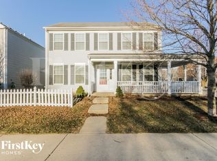 1033 Four Seasons Blvd, Aurora, IL 60504