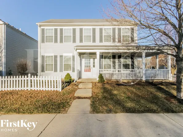 1033 Four Seasons Blvd, Aurora, IL 60504