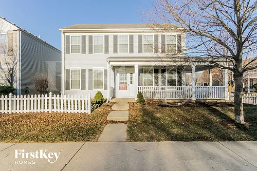 1033 Four Seasons Blvd Photo 1