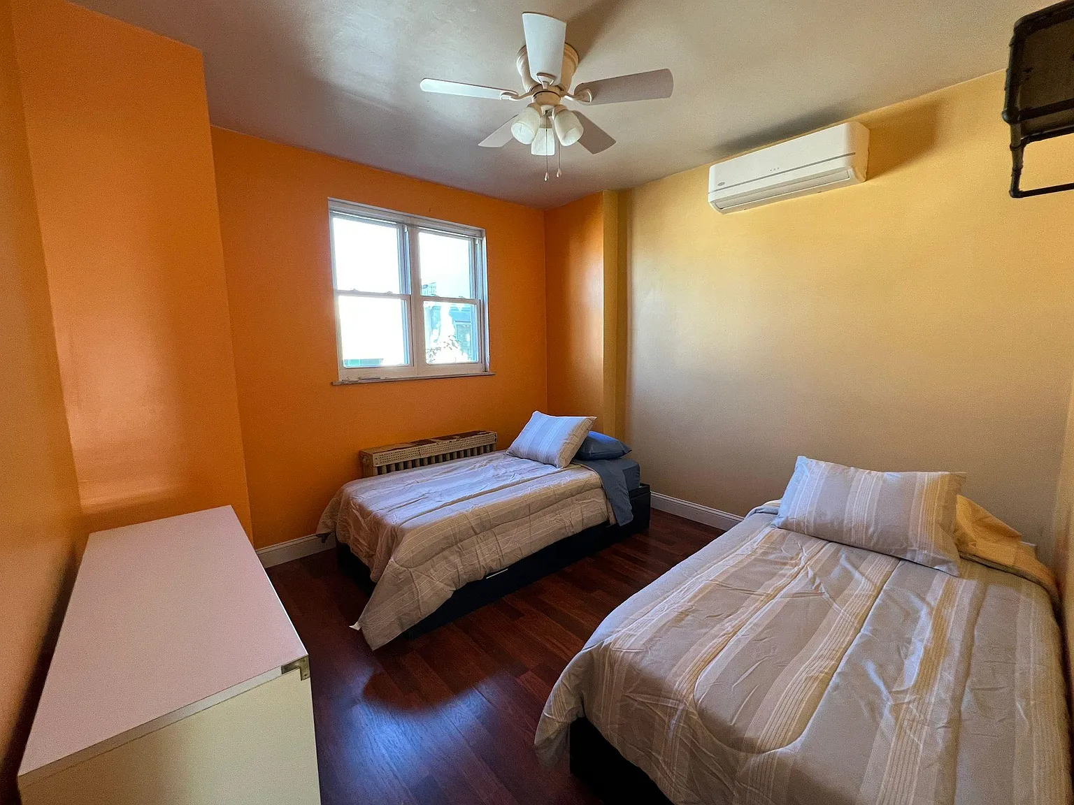 1131 Cross St — Photo 4