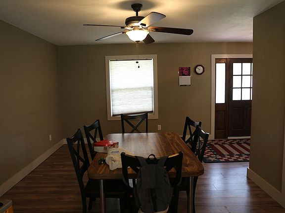 5th image of 2820 Laurie Dr