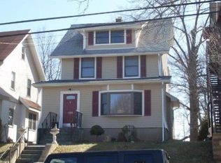 166 Park Ave, East Rutherford, NJ 07073