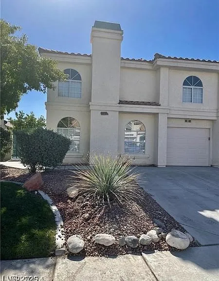 8035 Laurena Ave — Photo 1