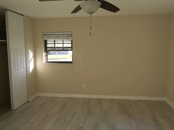 4th image of 6525 Voltaire Dr