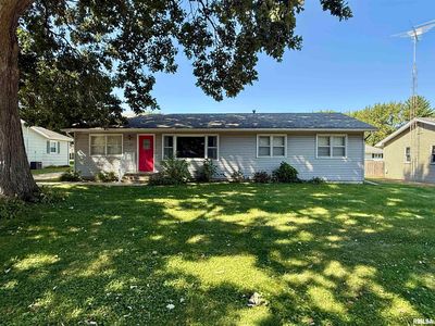 784 S Broad St, Knoxville, IL, 61448