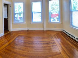 85 1/2 Vinton St, Providence, RI 02909