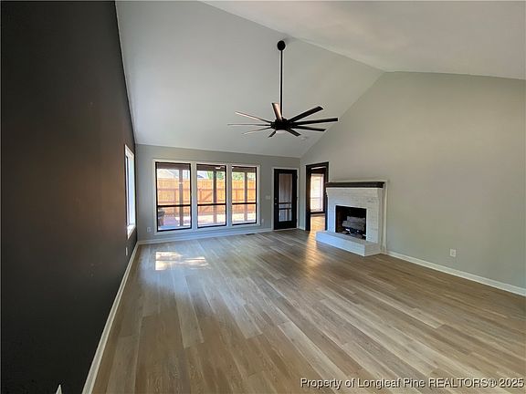 4th image of 517 Apple Ln