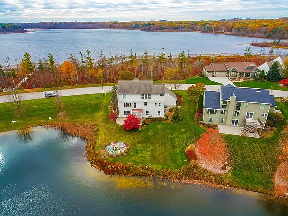 3rd image of 6922 Westshire Dr