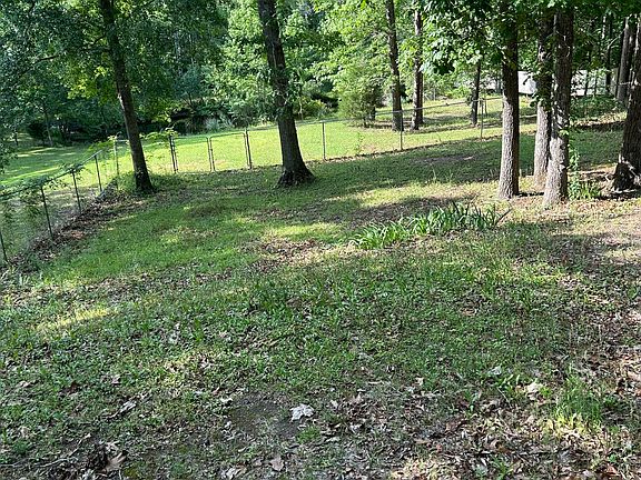 4th image of 140 Edisto Dr