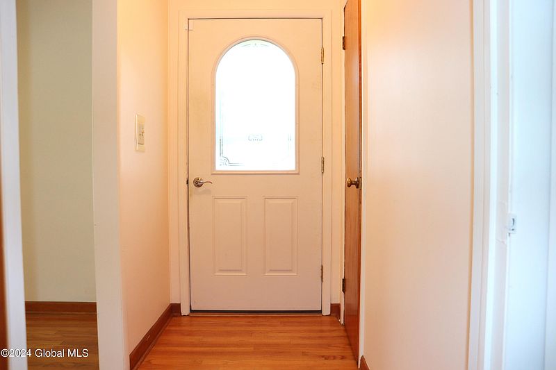 2nd image of 13 La Claire Street