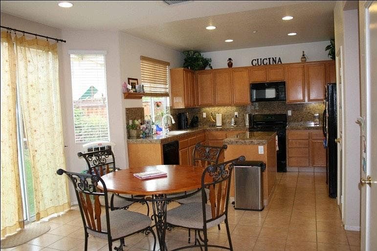 Kitchen with all appliances included