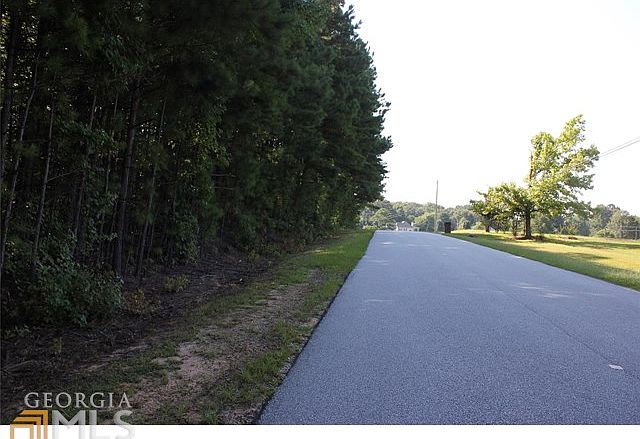 2nd image of 2389 Smith Dr