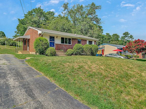 2nd image of 3651 Troutland Ave NW