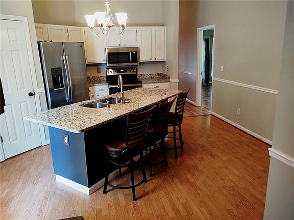 5th image of 3521 Runnymeade Dr