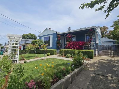 4332 Hyacinth Ave, Oakland, CA, 94619