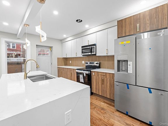 5th image of 17918 Selover Road