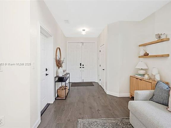 3rd image of 10041 NW 32nd Ter #10041