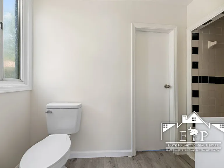 16 Gordon St — Photo 14