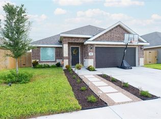 512 Central Park St, Edinburg, TX 78541
