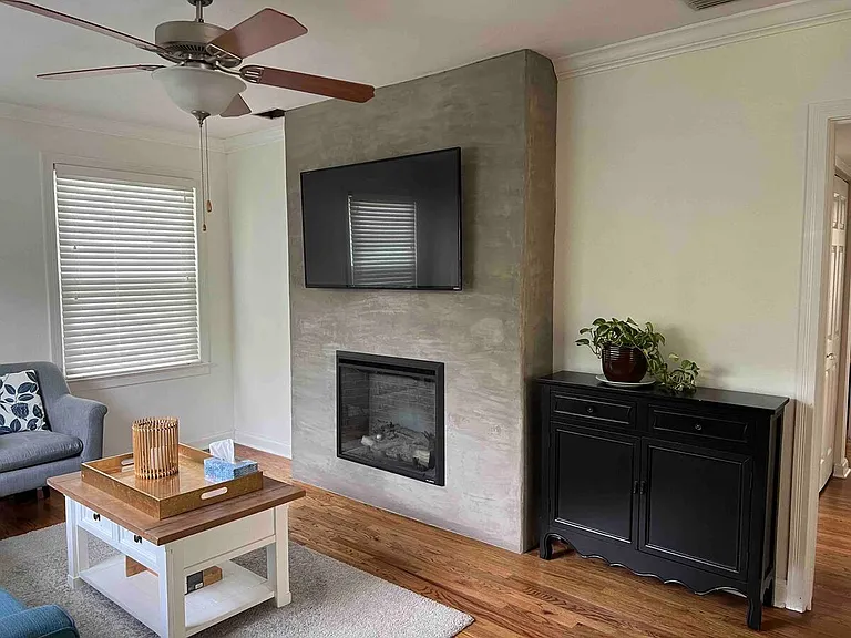 1357 Wolfe St — Photo 7