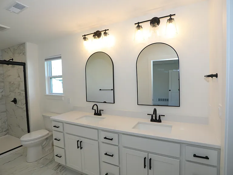 4605 Chambers Bay Dr — Photo 23