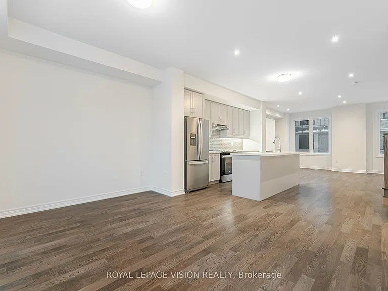 60 Folcroft St — Photo 14
