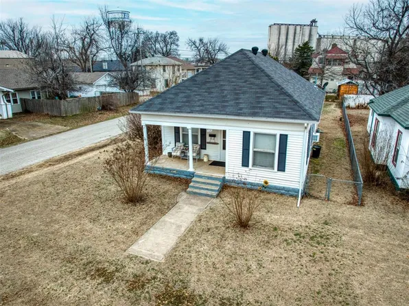 1120 S Macomb Ave, El Reno, OK 73036