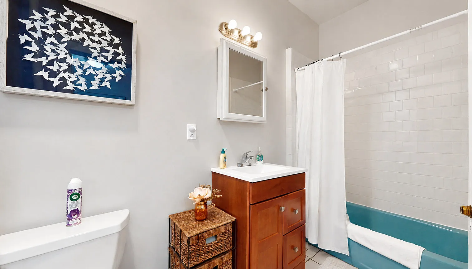 1 bed, 1.0 bath, 4843 sqft, $2,748 — Photo 4